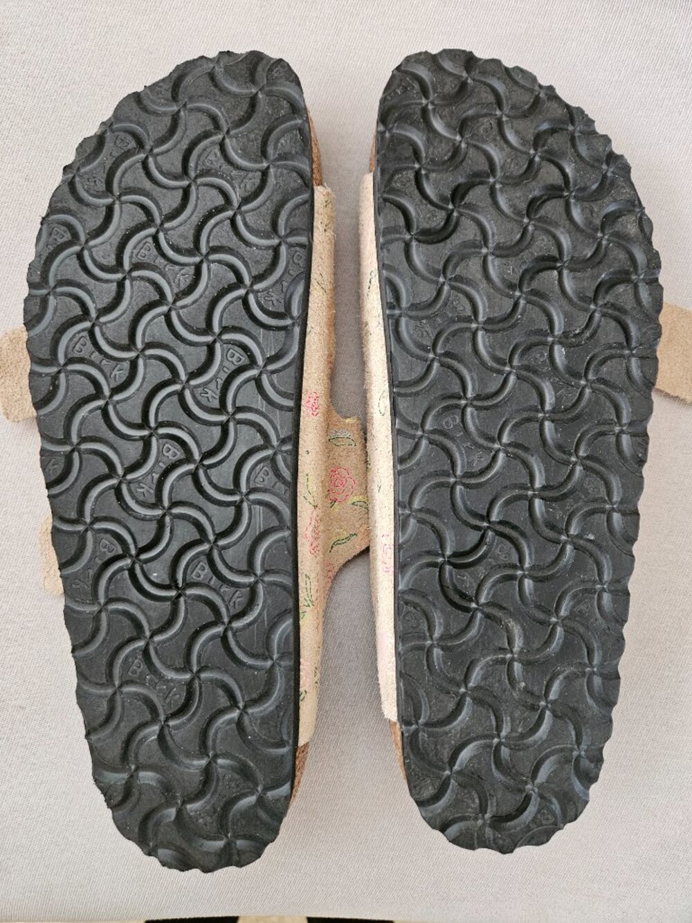 Birkenstock Arizona Suede Sandcastle Floral Sandals Size 40 / US 9 - Picture 4 of 7